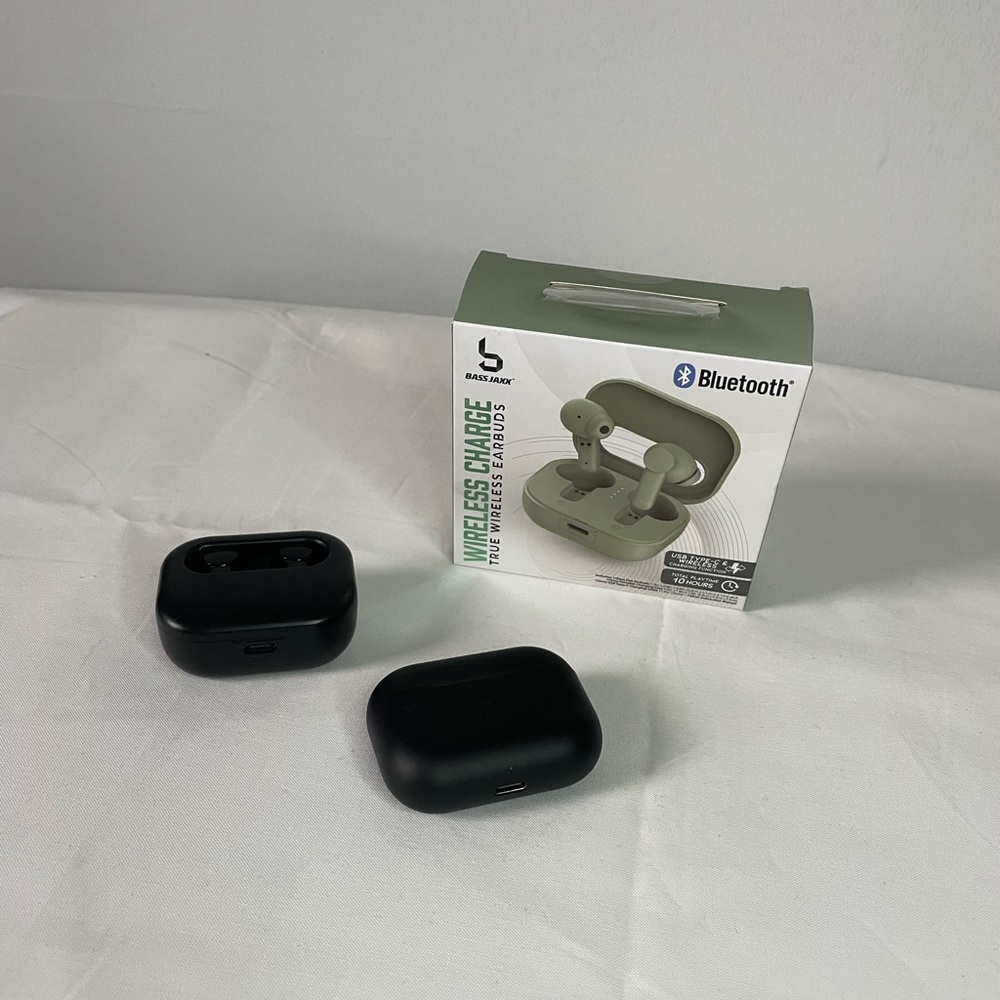 3 Pairs of Wireless Earbuds
